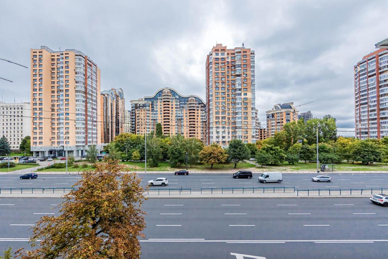We'Reinkiev Near Pecherska Metro Station. Dış mekan fotoğraf
